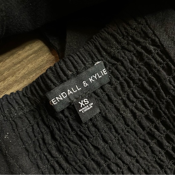 Kendall & Kylie Cropped Top - Picture 4 of 4